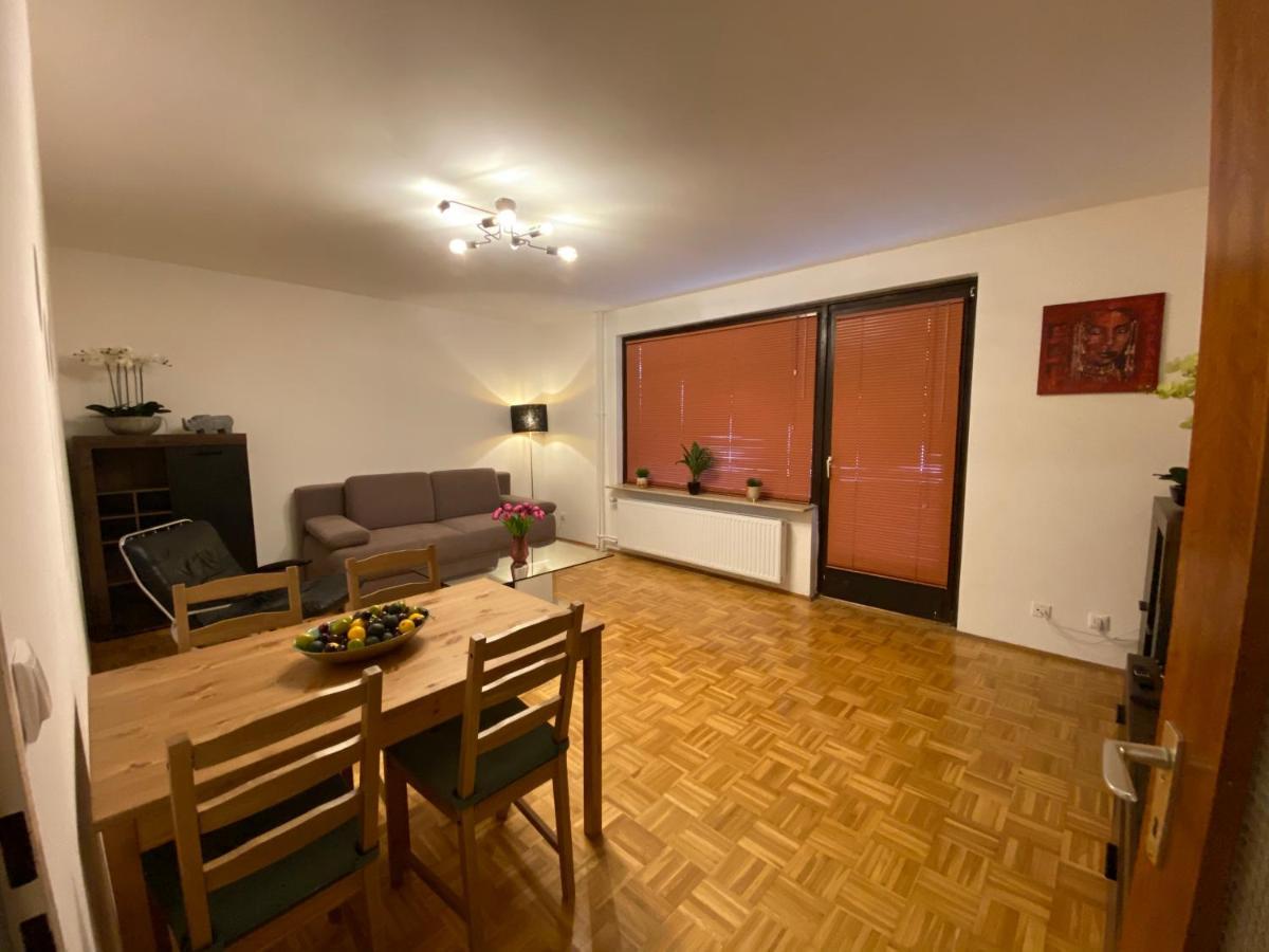 ליבק Apartment In Uninaehe מראה חיצוני תמונה