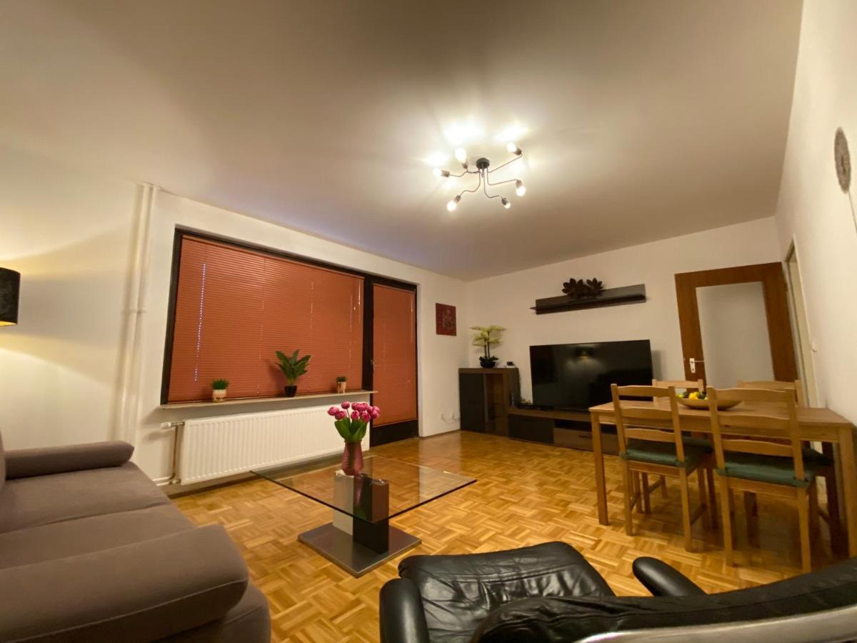 ליבק Apartment In Uninaehe מראה חיצוני תמונה